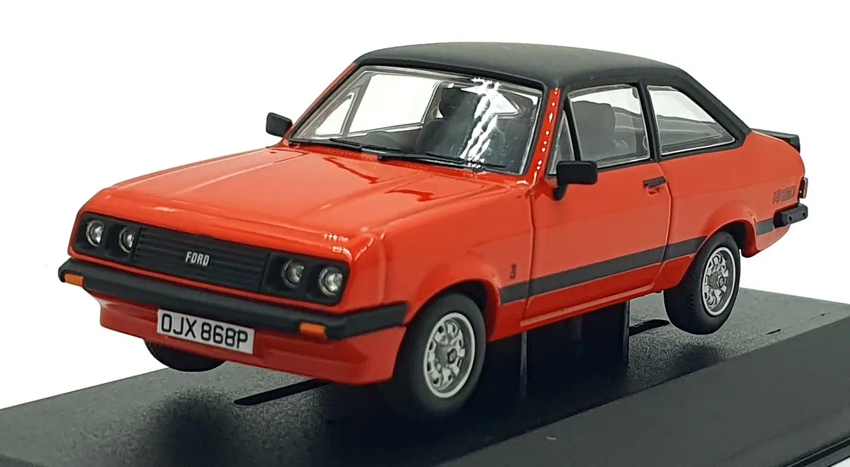 Vanguards 1/43 Scale Va14910 - Ford Escort Mk2 Rs2000 - Red 1