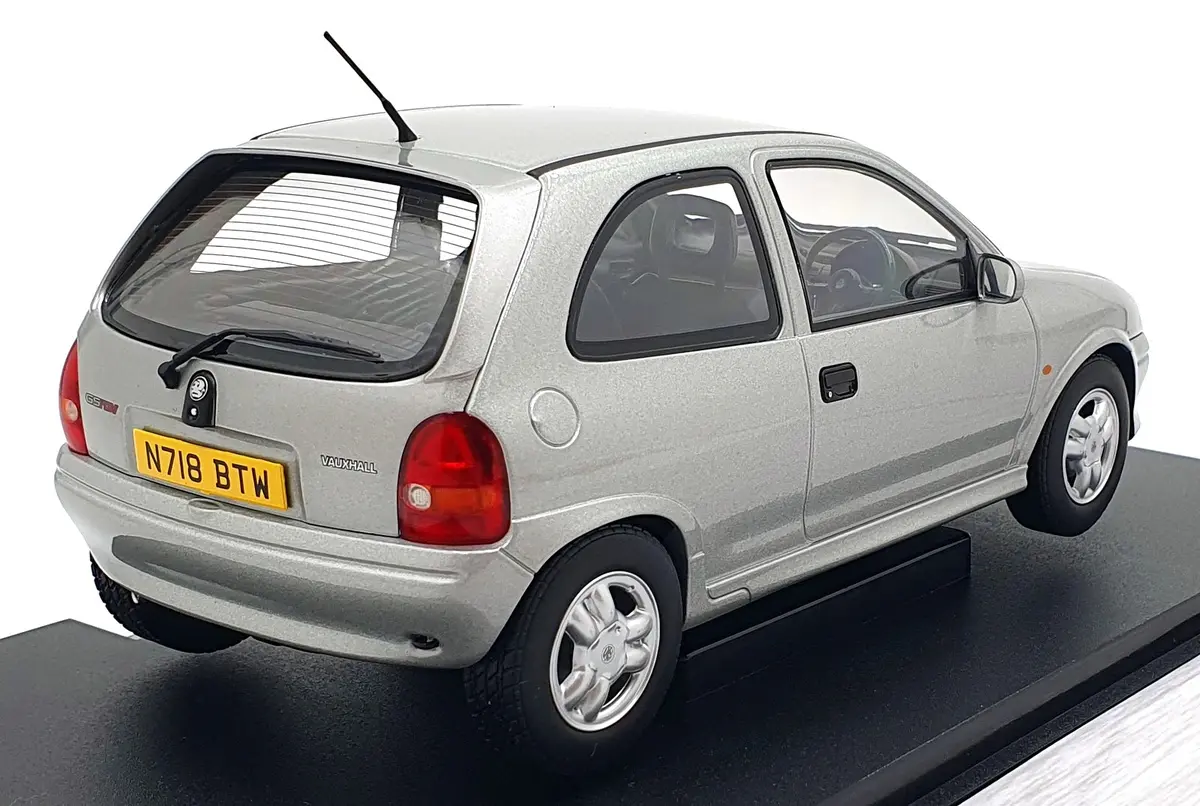 Mcg 1/18 Scale Diecast Mcg18846 - Vauxhall Corsa - Met. Grey 2