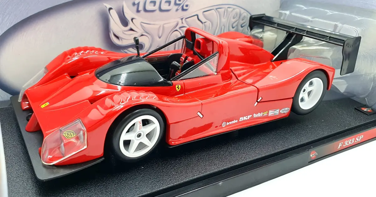 Hot Wheels 1/18 Scale Diecast 29230 - Ferrari 333 Sp - Red/Black 1