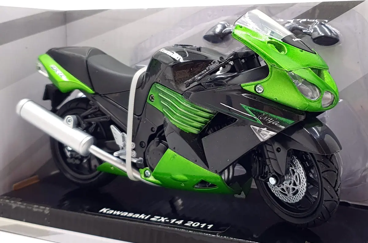Newray 1/12 Scale 57433B - 2011 Kawasaki Zx-14 Motorbike - Black/Green 1