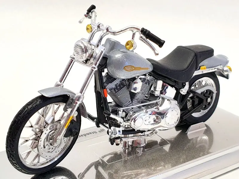 Maisto 1/18 Scale 39360 - 2001 Harley Davidson Fxst Softail Standard 1