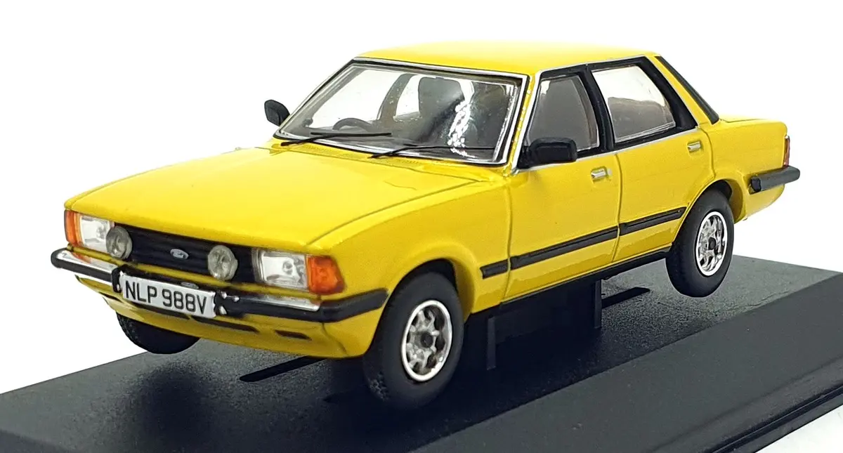 Vanguards 1/43 Scale Va15008 - Ford Cortina Mk5 2.0 Gls - Yellow 1