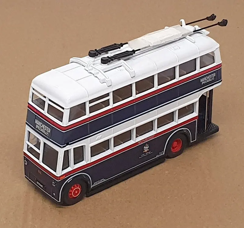 Corgi 1/50 Scale 34702 - Sunbeam W Utility Trolleybus - Ashton Under Lyne 1