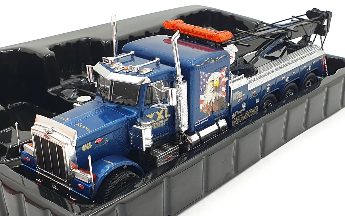 Ixo 1/43 Scale U43ttr001 - 1980 Peterbilt 359 Wrecker - Eagle 1