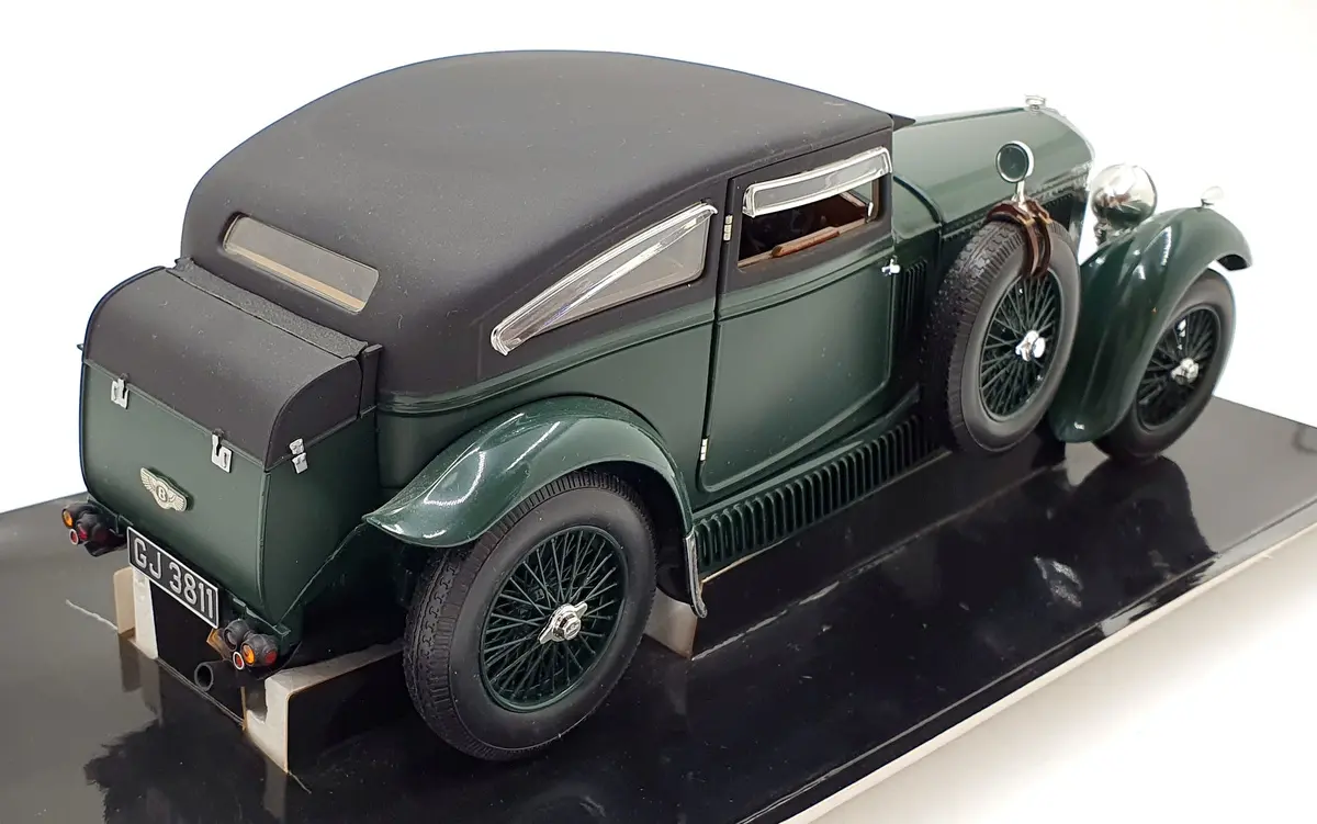 Minichamps 1/18 Scale 100 139520 1930 Bentley Speed 6 Gurney Nutting Blue Train 2