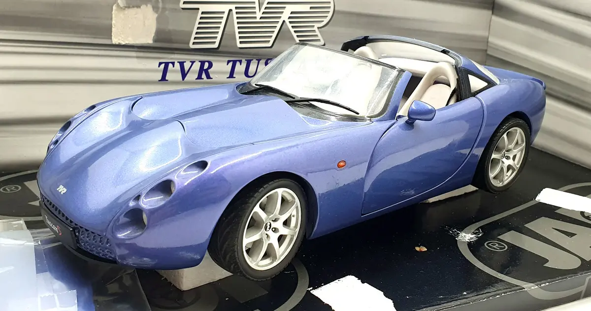 Jadi 1/18 Scale Diecast Jm-98053 - Tvr Tuscan S - Chameleon Blue 1