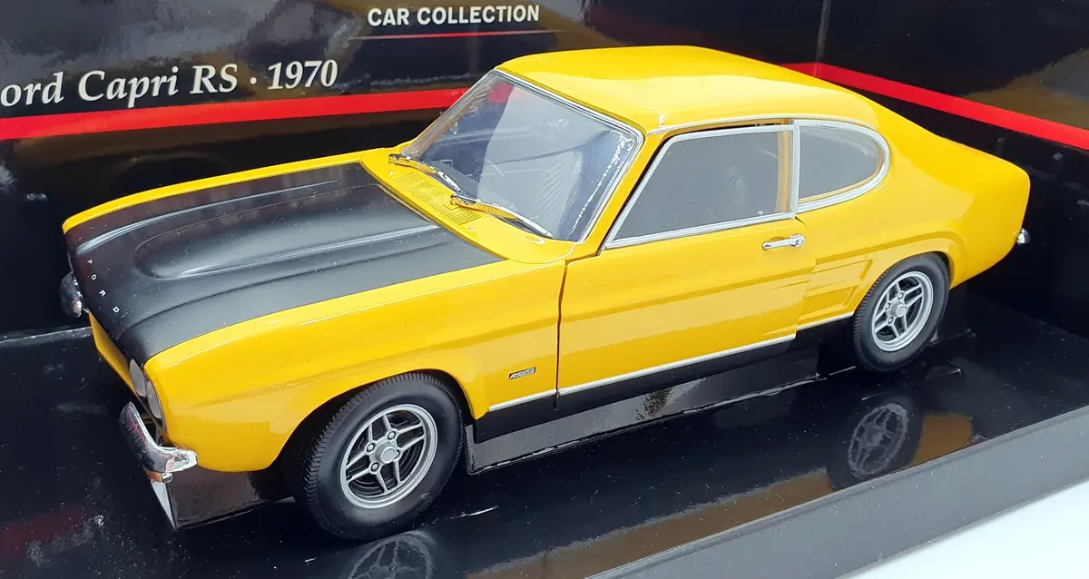 Minichamps 1/18 Scale 150 089070 - '70 Ford Capri Rs 2600 - Yellow/Black 1