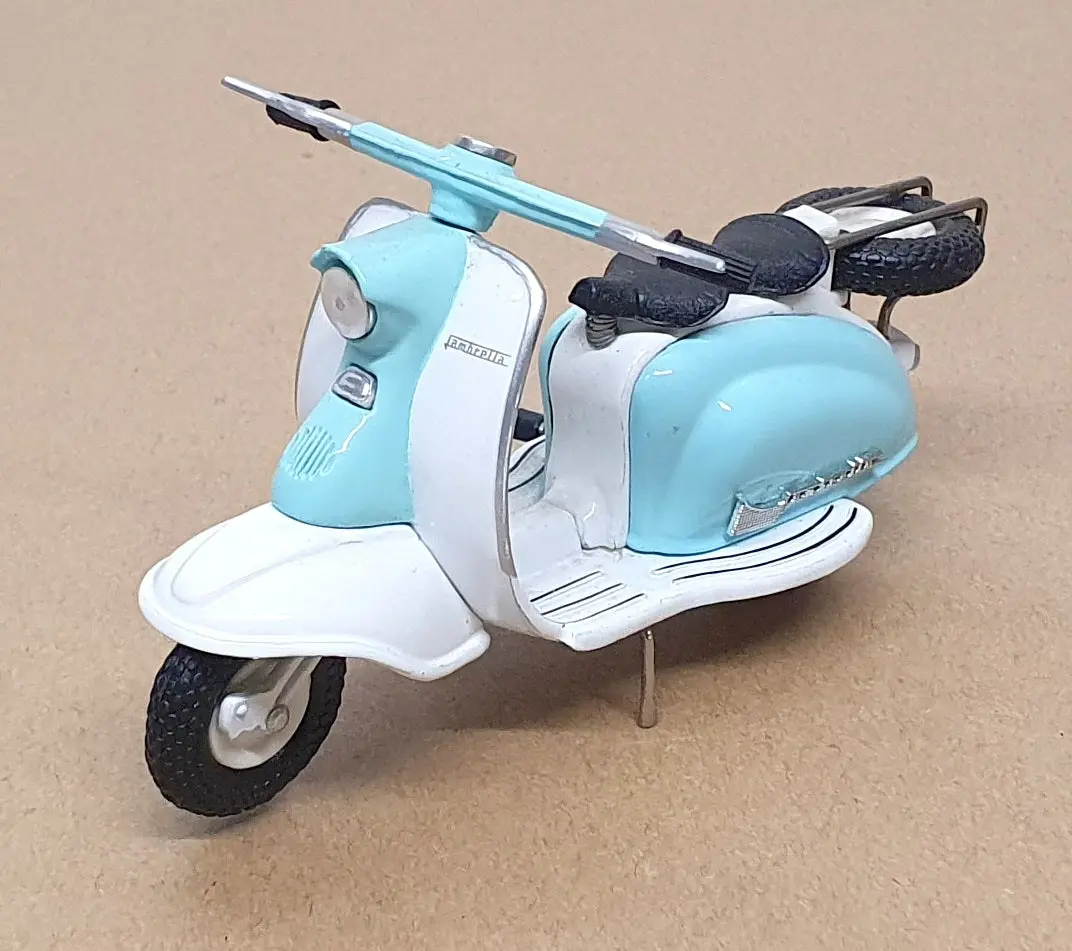 Xonex 1/12 Scale 52211 - Lambretta Scooter Pedal Vehicle - Lt. Blue/White 1