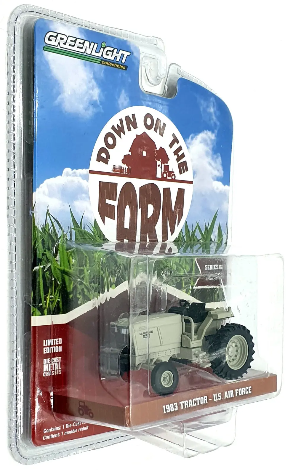 Greenlight 1/64 Scale 48060 - 1983 Tractor - U.S. Air Force 1