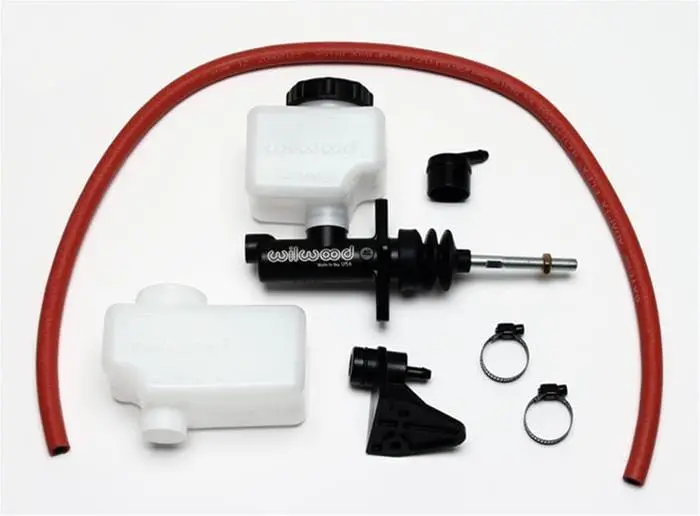 Wilwood 260-13618 Compact Remote Flange-Mount Master Cylinder 1